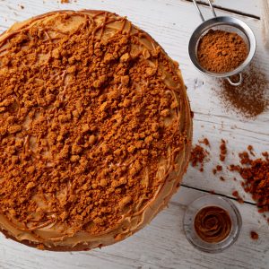 Vegan Biscoff Gateau